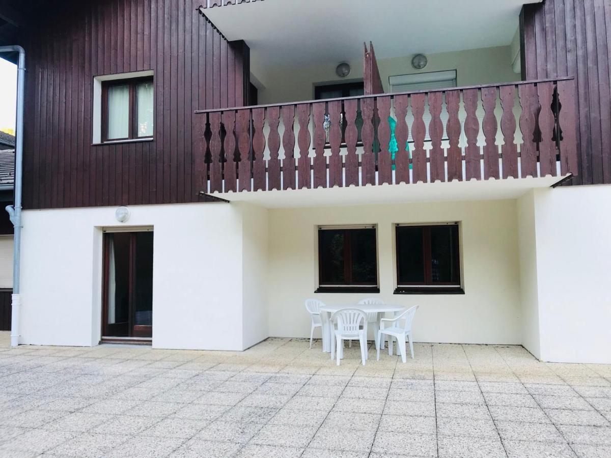 Appartement Confortable Avec Piscines, Terrasse Et Parking A Samoens - Fr-1-629-100 Eksteriør billede